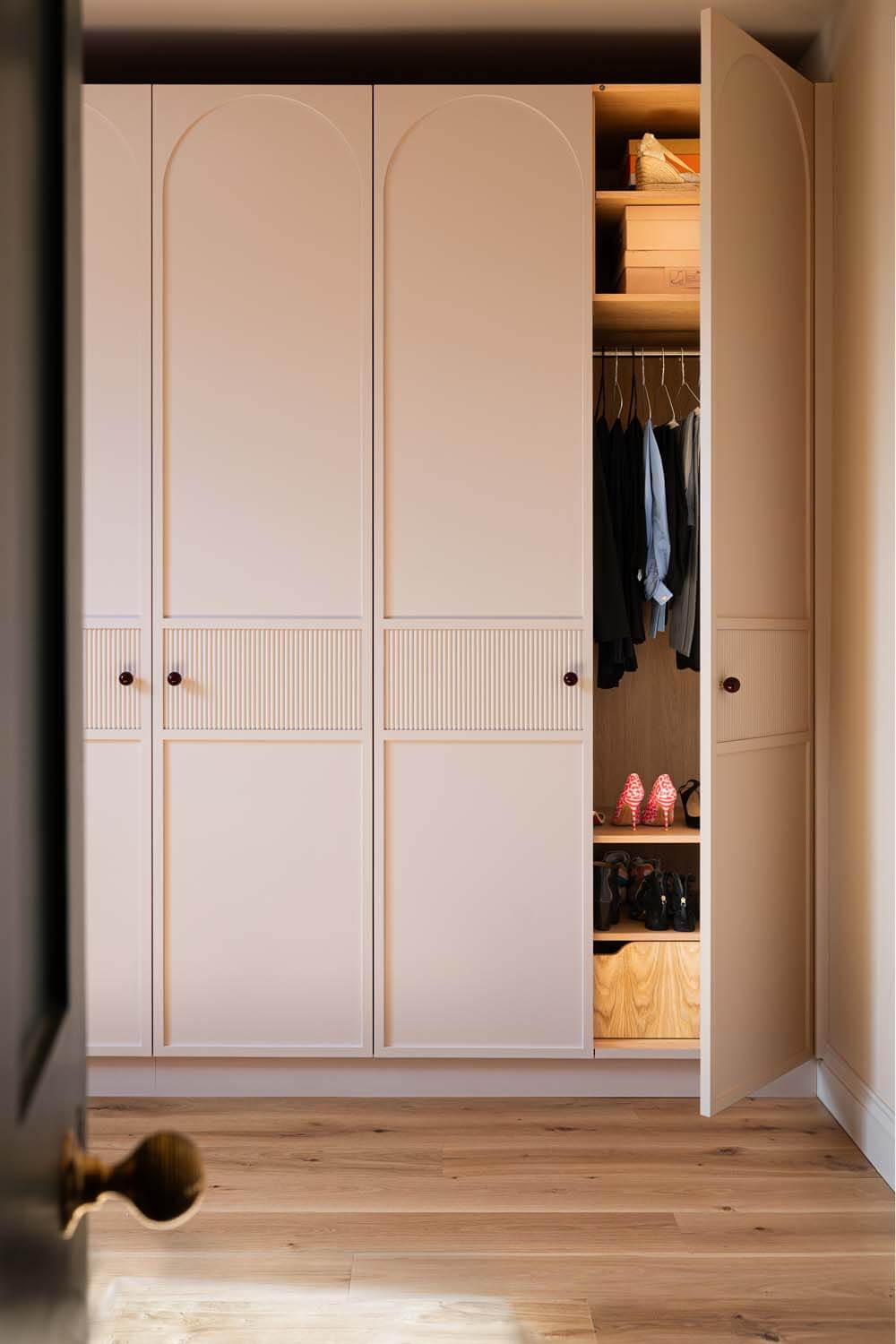 Arched Slim Shaker Wardrobe